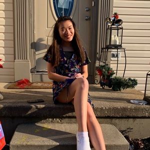 Meet your Posher, Lena